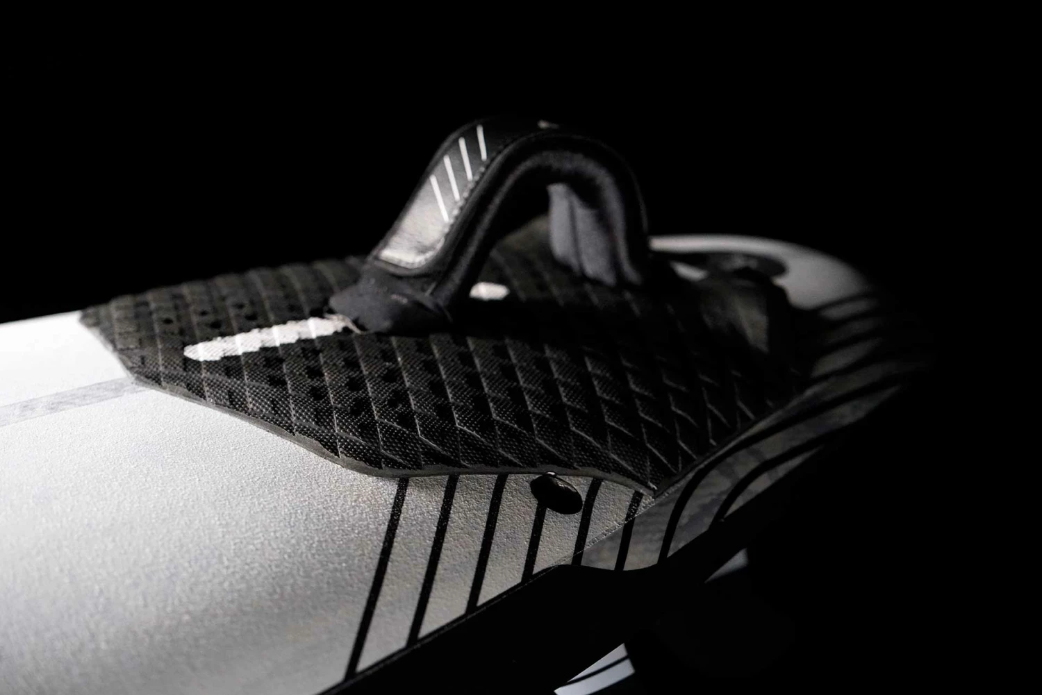 Quatro Cube Pro Quad Windsurf Board 2023 8 Quatro Cube Pro Quad Windsurf Board 2023 - Image 8