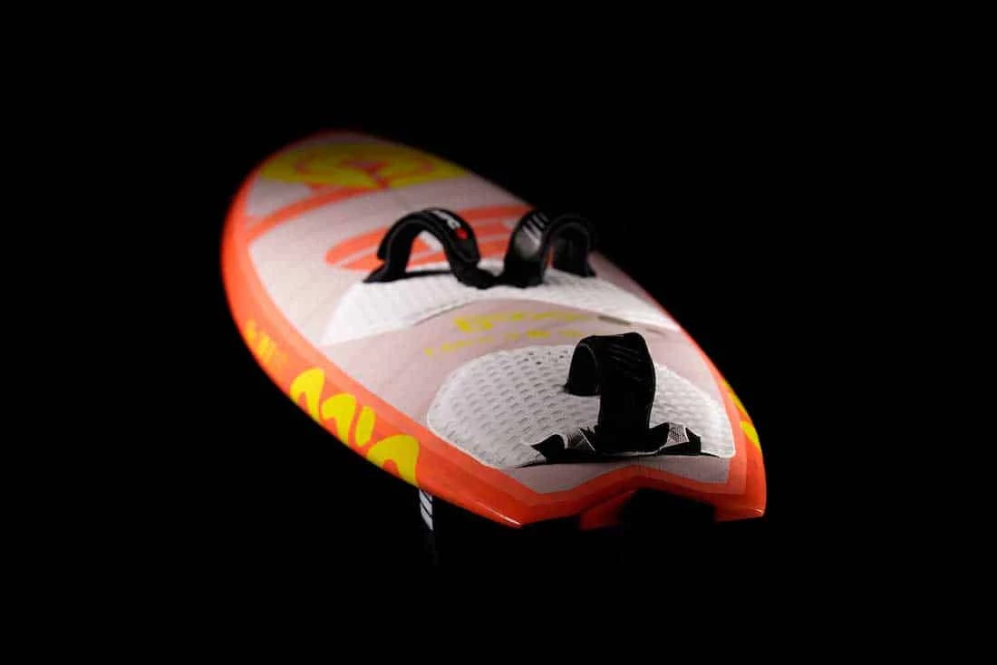 Goya Nitro 3 Pro Windsurfing Board 2023 2 Goya Nitro 3 Pro Windsurfing Board 2023 - Image 2