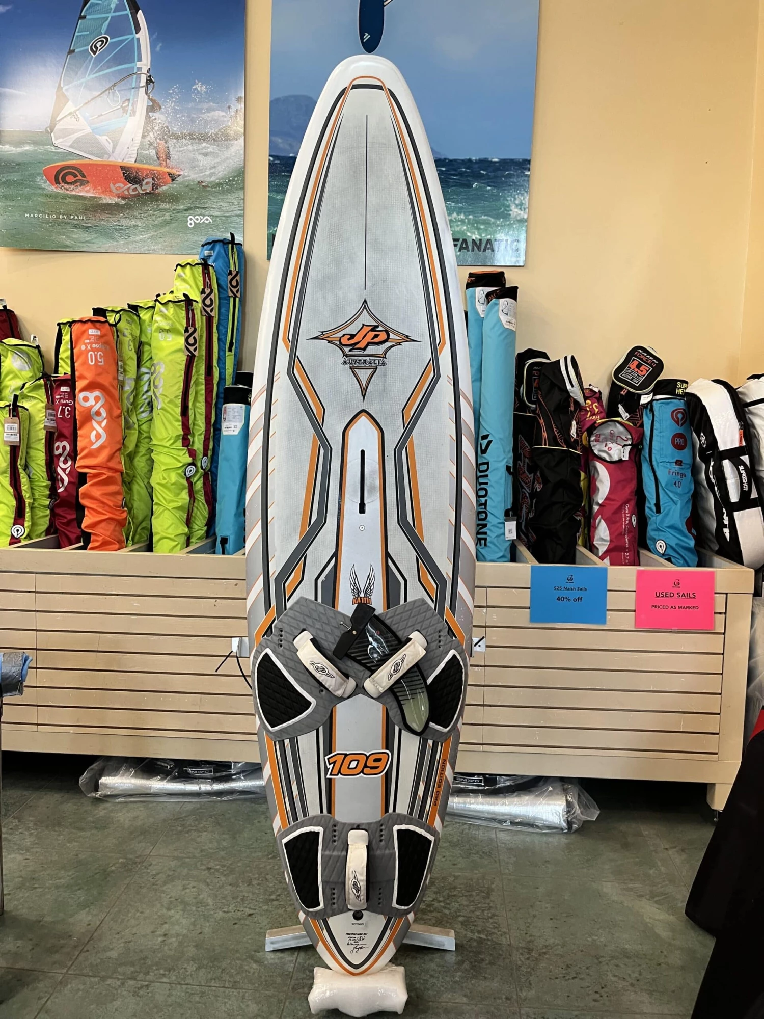 C JP Freestyle Wave Pro 109 USED Windsurfing Board 2002 1 C JP Freestyle Wave Pro 109 USED Windsurfing Board 2002